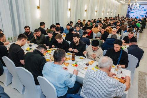 Муфтий Татарстана Камиль хазрат Самигуллин посетил ифтар Лаишевского района