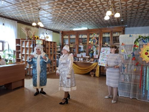 В Лаишевской библиотеке отметили Международный женский день