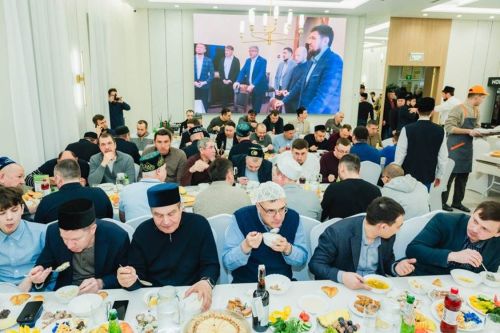 Татарстан мөфтие Камил хәзрәт Сәмигуллин Лаеш районы ифтарында булды