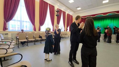 В Лаишевской школе искусств прошел бал-путешествие во времени