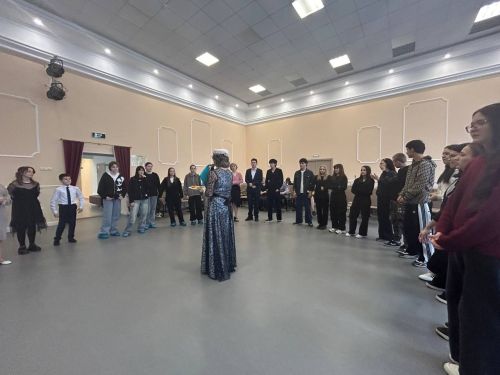 В Лаишевской школе искусств прошел бал-путешествие во времени