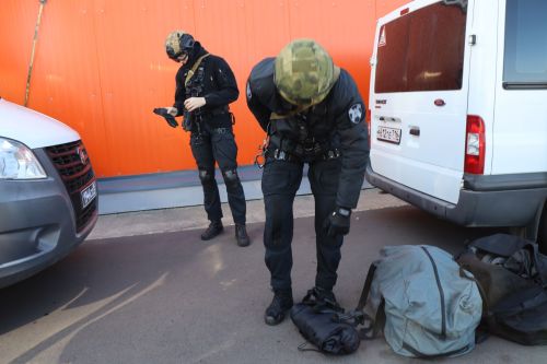 В Татарстане бойцы спецподразделений Росгвардии провели тренировку по десантированию с вертолёта