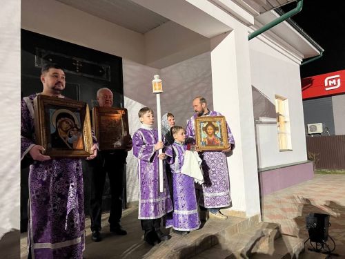 Пасхальная радость в церкви Казанских святых в Столбище
