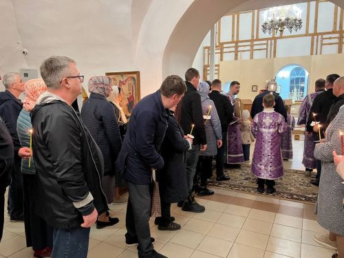 Пасхальная радость в церкви Казанских святых в Столбище