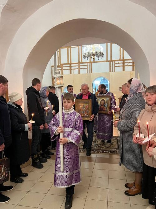 Пасхальная радость в церкви Казанских святых в Столбище
