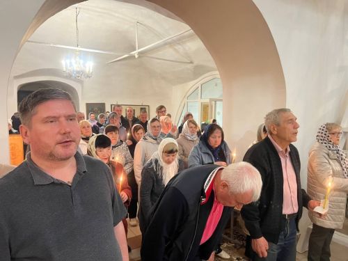 Пасхальная радость в церкви Казанских святых в Столбище