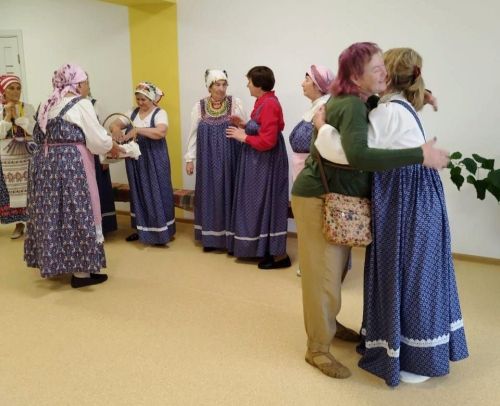 В Орловском клубе отметили Светлую Пасху народными гуляниями.