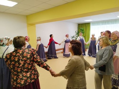 В Орловском клубе отметили Светлую Пасху народными гуляниями.
