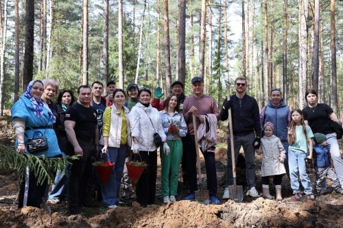 Добровольцы приехали в Лаишевский район, чтобы высадить деревья
