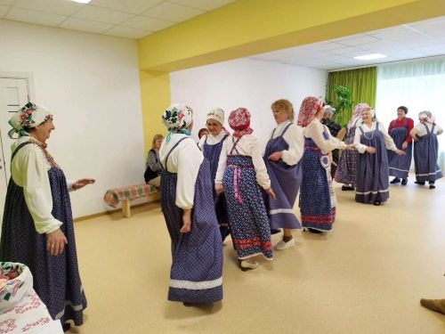 Орел клубында Якты Пасханы халык күңел ачулары белән билгеләп үттеләр.