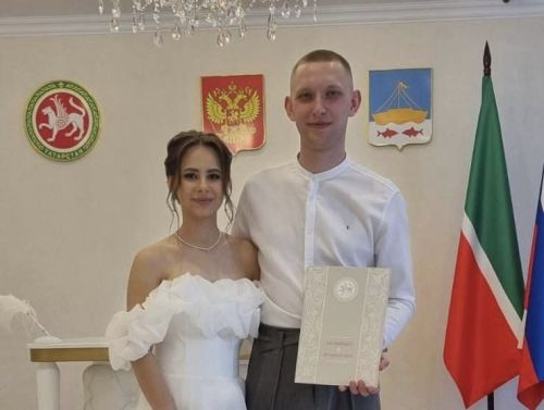 В Лаишеве восемь пар поженились в зеркальную дату