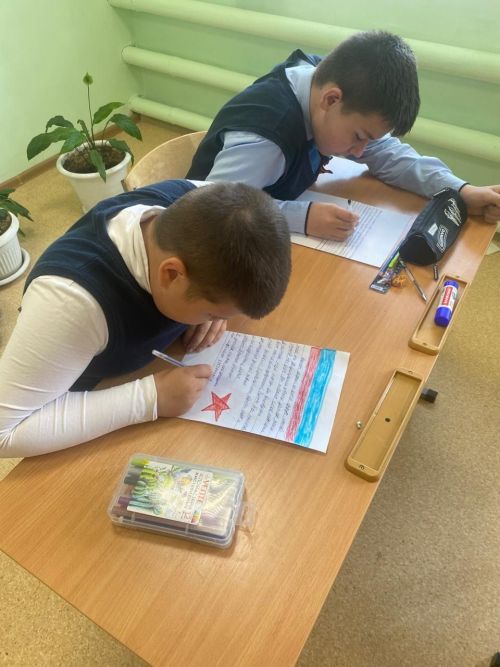 Учащиеся Лаишевского района выразили благодарность воинам СВО за службу