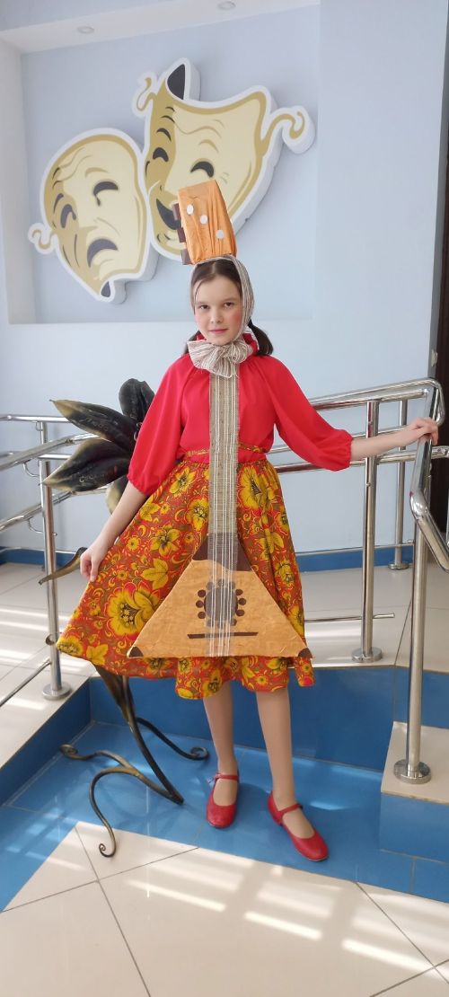 Школьный театральный коллектив «Маски» занял второе место на муниципальном конкурсе