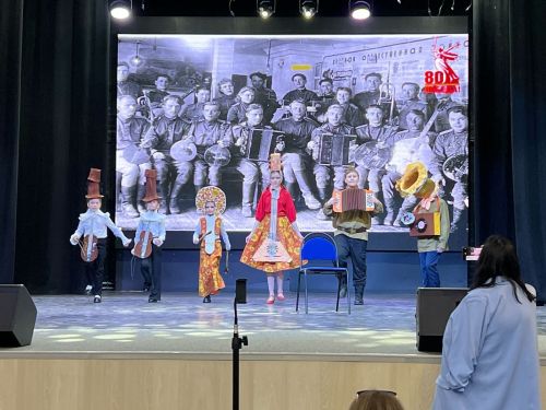 Школьный театральный коллектив «Маски» занял второе место на муниципальном конкурсе