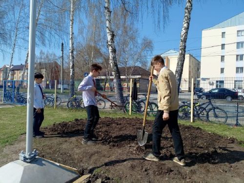 Праздник Весны и труда в Лаишевском районе отмечают благоустройством территорий