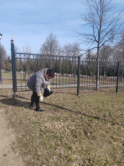 Хорошие работники все на субботнике