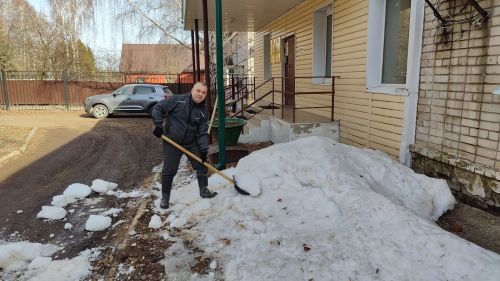 Хорошие работники все на субботнике