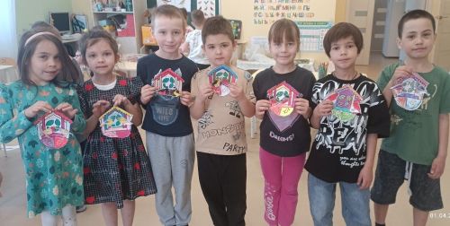 Юное поколение жителей Лаишевского района встречает весну кормушками для птиц