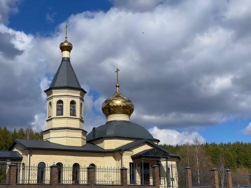 Фарид Мухаметшин  передал икону Казанской Божьей Матери в храм села Среднее Девятово Лаишевского района