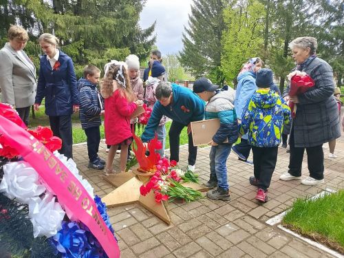 В Лаишевском районе на митинге к 80-летию Победы выступил оркестр духовых инструментов