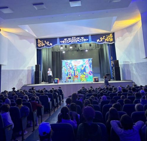 Как «Ириски и Веснушки» учили детей ПДД перед летними каникулами