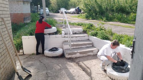 Городской субботник объединил жителей
