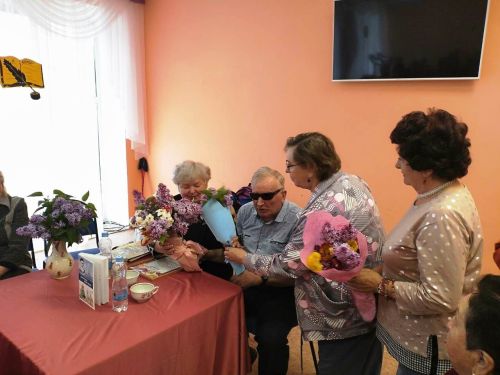 Встреча с поэтом Леонидом Смелковым в РДК: впечатления и отзывы