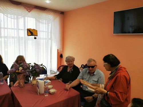 Встреча с поэтом Леонидом Смелковым в РДК: впечатления и отзывы
