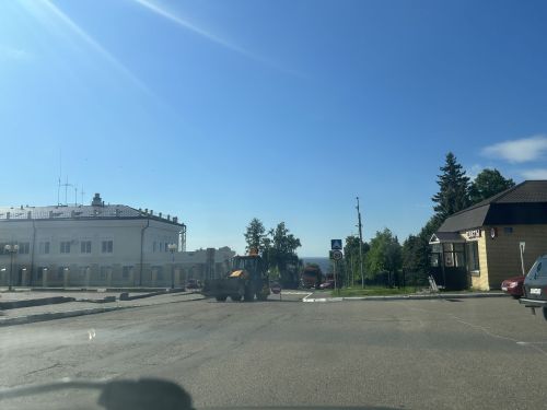 Лаешта Чернышевский урамындагы юлны ремонтлыйлар
