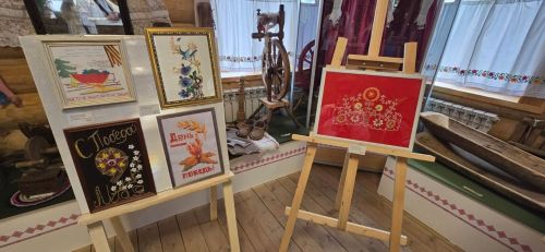 Лаеш районында Каравонда рус милли сөлгеләре күргәзмәсе оештырылган