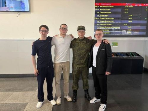Егетләр намус һәм батырлык юлын сайлыйлар