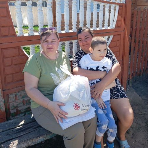 Семьи Лаишевского района, воспитывающие особенных детей, получили подарки ко Дню защиты детей