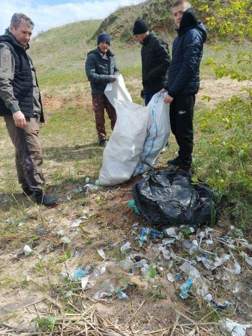 В Лаишевском районе прошла масштабная уборка прибрежных зон, приуроченная ко Дню Победы