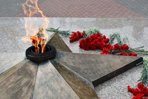 Огонь памяти зажжен в лаишевском парке Победы