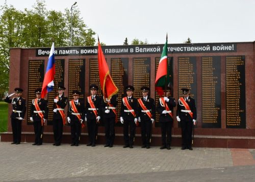 Огонь памяти зажжен в лаишевском парке Победы