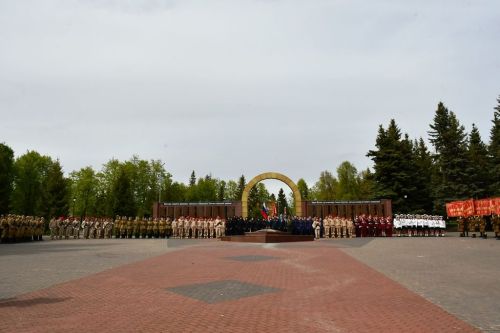 Огонь памяти зажжен в лаишевском парке Победы