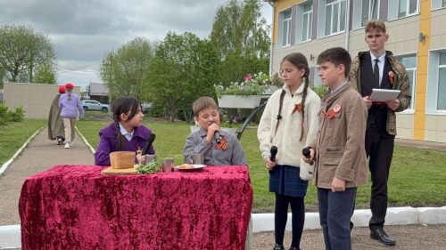 Юбилей Великой Победы в Лаишеском районе отметили музыкой и театральными инсценировками