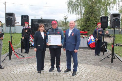 Лаеш районының Хәерби авылында сугыш хәрәкәтләрендә катнашучы авылдашларына һәйкәл ачылды