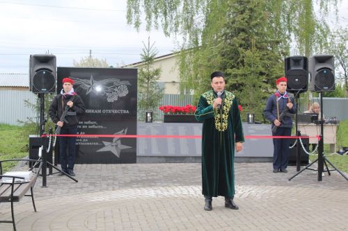 В селе Кирби Лаишевского района открыли памятник односельчанам-участникам боевых действий