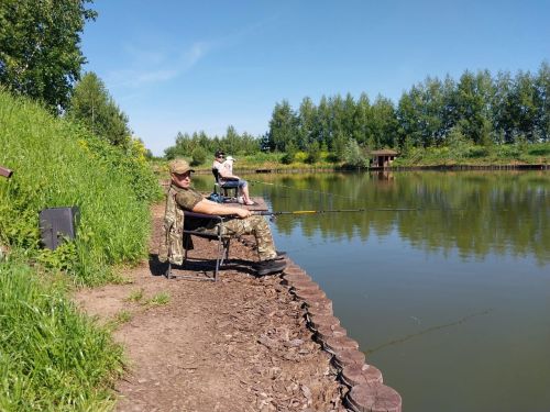 В Лаишевском районе устроили рыбалку для участников СВО