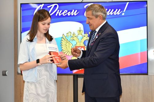 Вручение паспортов: права и ответственность