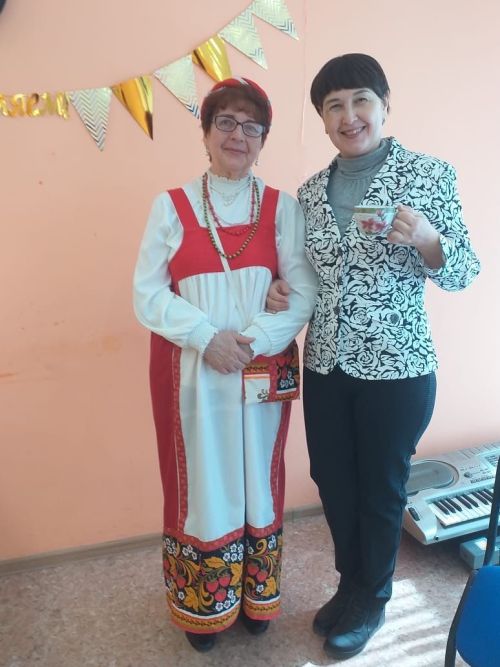 Поэзия, согретая любовью к России