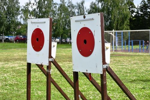 На стадионе ЛТЭТ прошли соревнования пожарных расчетов