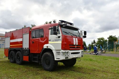 На стадионе ЛТЭТ прошли соревнования пожарных расчетов