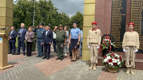 Лаишево склоняет головы в День памяти и скорби