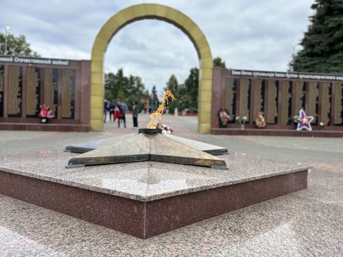 Лаишево склоняет головы в День памяти и скорби