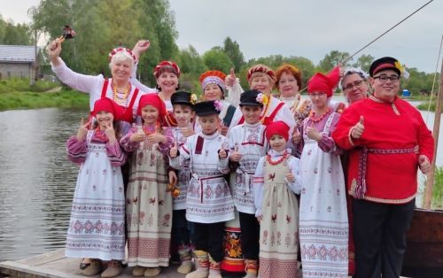 Новая жизнь на пенсии: музыка, стихи и дети