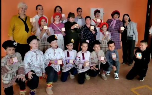 Новая жизнь на пенсии: музыка, стихи и дети