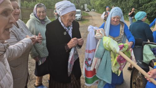 Красивая традиция сбора полотенец перед Сабантуем возрождается в Лаишево