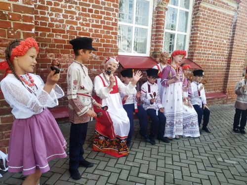 В Святую Троицу «Берегиня» заглянула в воскресную школу